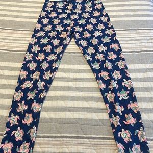 Simply Souther turtle leggings